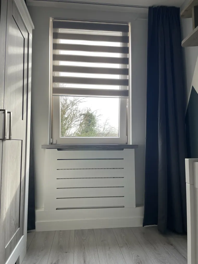Radiator ombouw in een woning, uitgevoerd door Klusbedrijf Gierveld in Hoofddorp